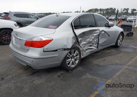 2009 Hyundai Genesis 4.6 z USA, uszkodzony, nr VIN KMHGC46F49U037935